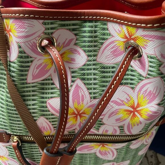 Dooney & Bourke Pink and Green Floral Crossbody Bucket Bag With Wallet NEW - Picture 12 of 16